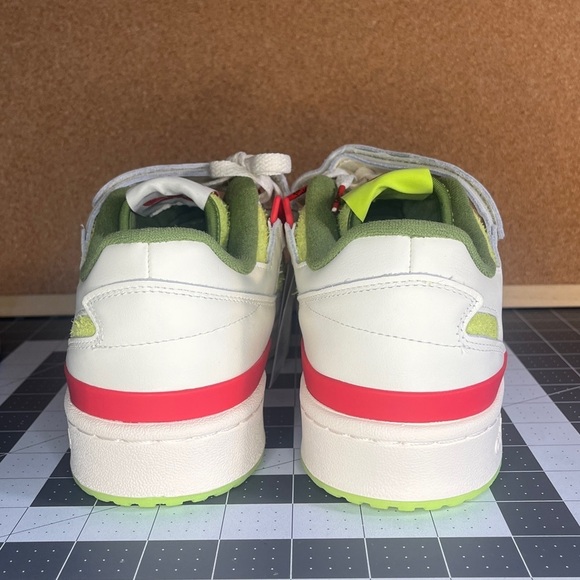 Adidas forum THE GRINCH - Picture 7 of 16